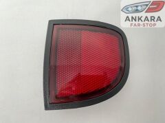 Mitsubishi L200 2007 - 2014 Arka Çamurluk Reflekörü Sağ