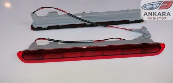 Toyota Uyumlu Hilux 2015-2022 Arka Bagaj Reflektörü Kırmızı