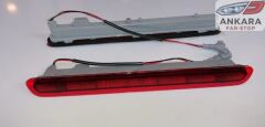 Toyota Uyumlu Hilux 2015-2022 Arka Bagaj Reflektörü Kırmızı