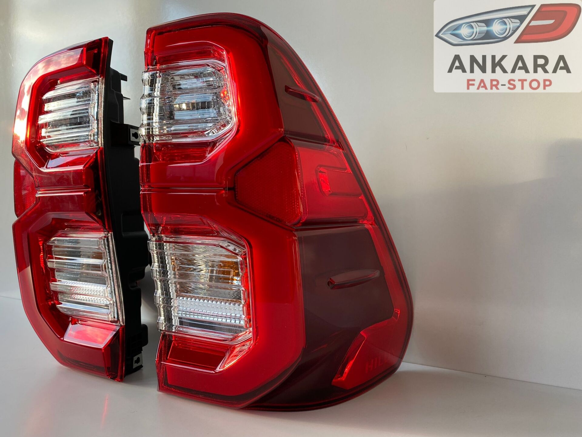 Toyota Hilux 2021 - 2024 Stop Lambası Takım Sağ - Sol Ledli