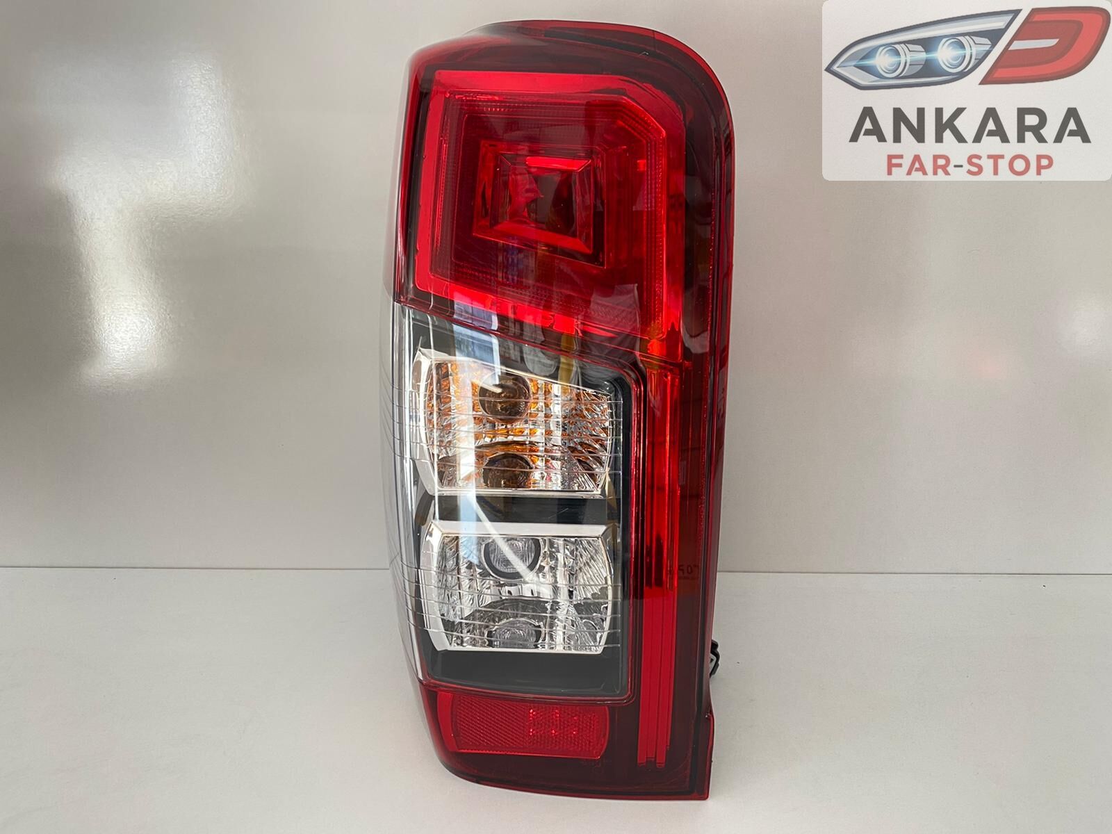 Mitsubishi L200 2019 - 2021 Stop Lambası Sol Ledsiz