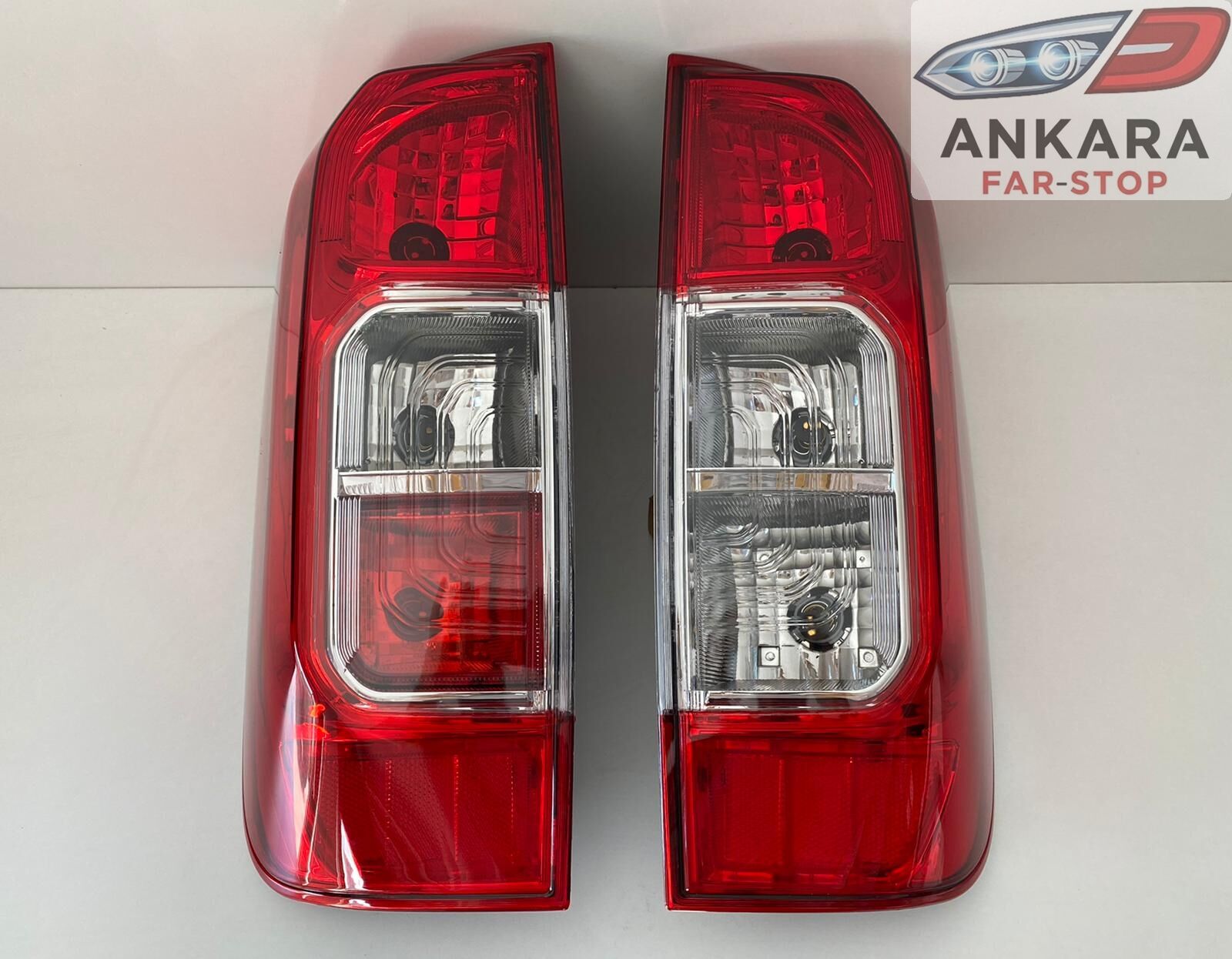 Nissan Navara 2015 - 2018 Stop Lambası Takım Sağ - Sol