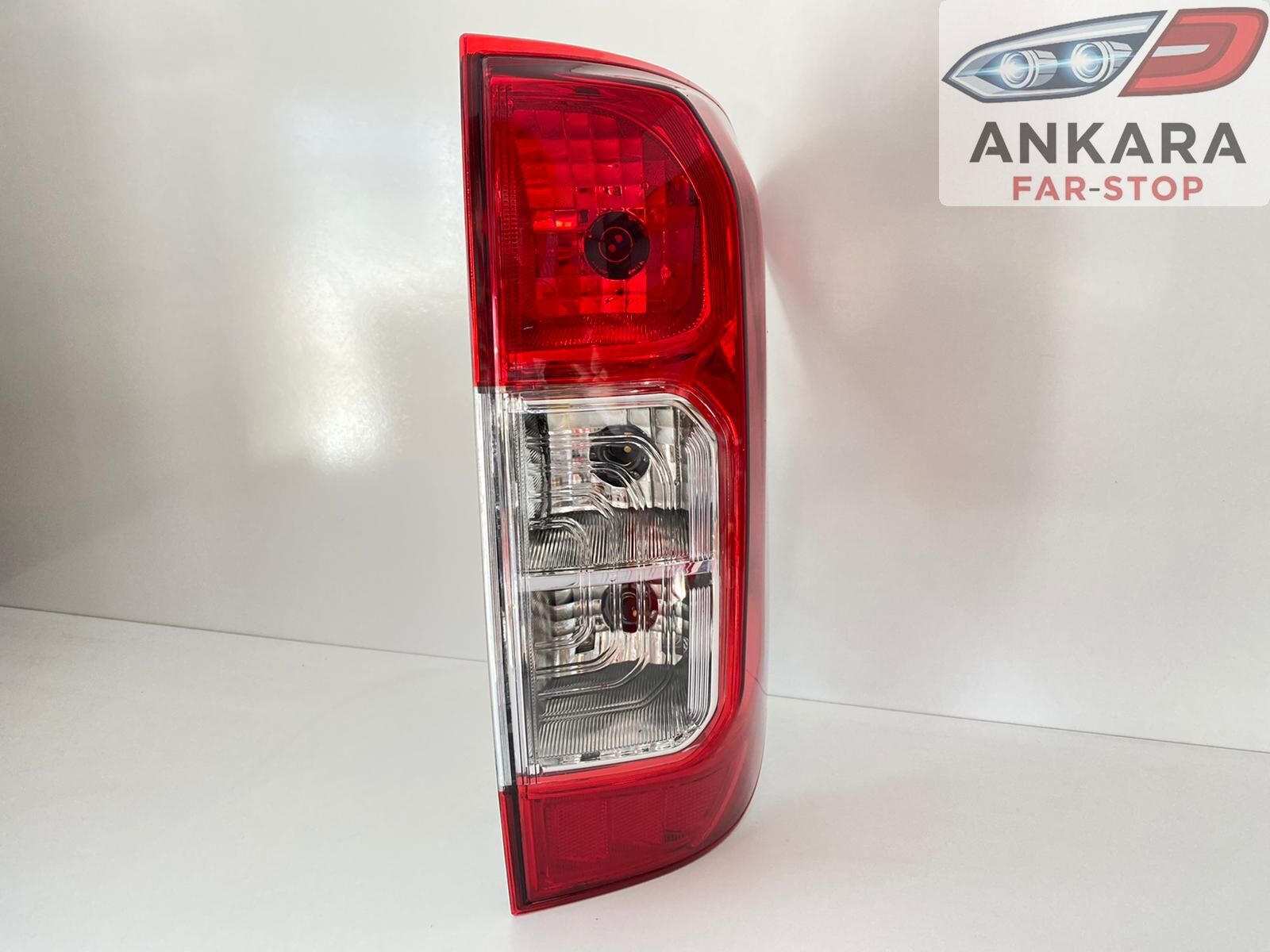 Nissan Navara 2015 - 2018 Stop Lambası Sağ