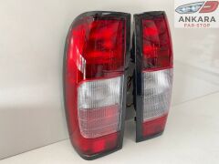 Nissan YD25 Skystar 2003-2012 Stop Lamba Takım Sağ - Sol