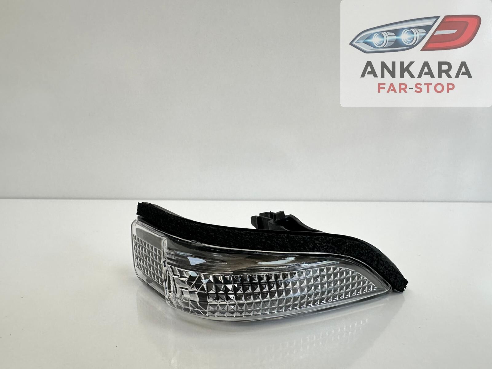 TOYOTA YARİS 2012 - 2018 AYNA SİNYALİ SAĞ