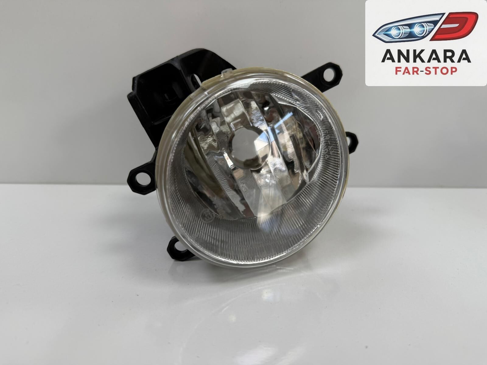 TOYOTA AVENSİS 2014 - 2018 SİS LAMBASI ÖN SAĞ