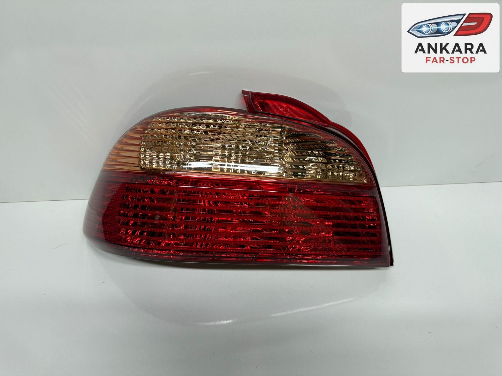 TOYOTA AVENSİS 2001 - 2002 STOP LAMBASI SOL