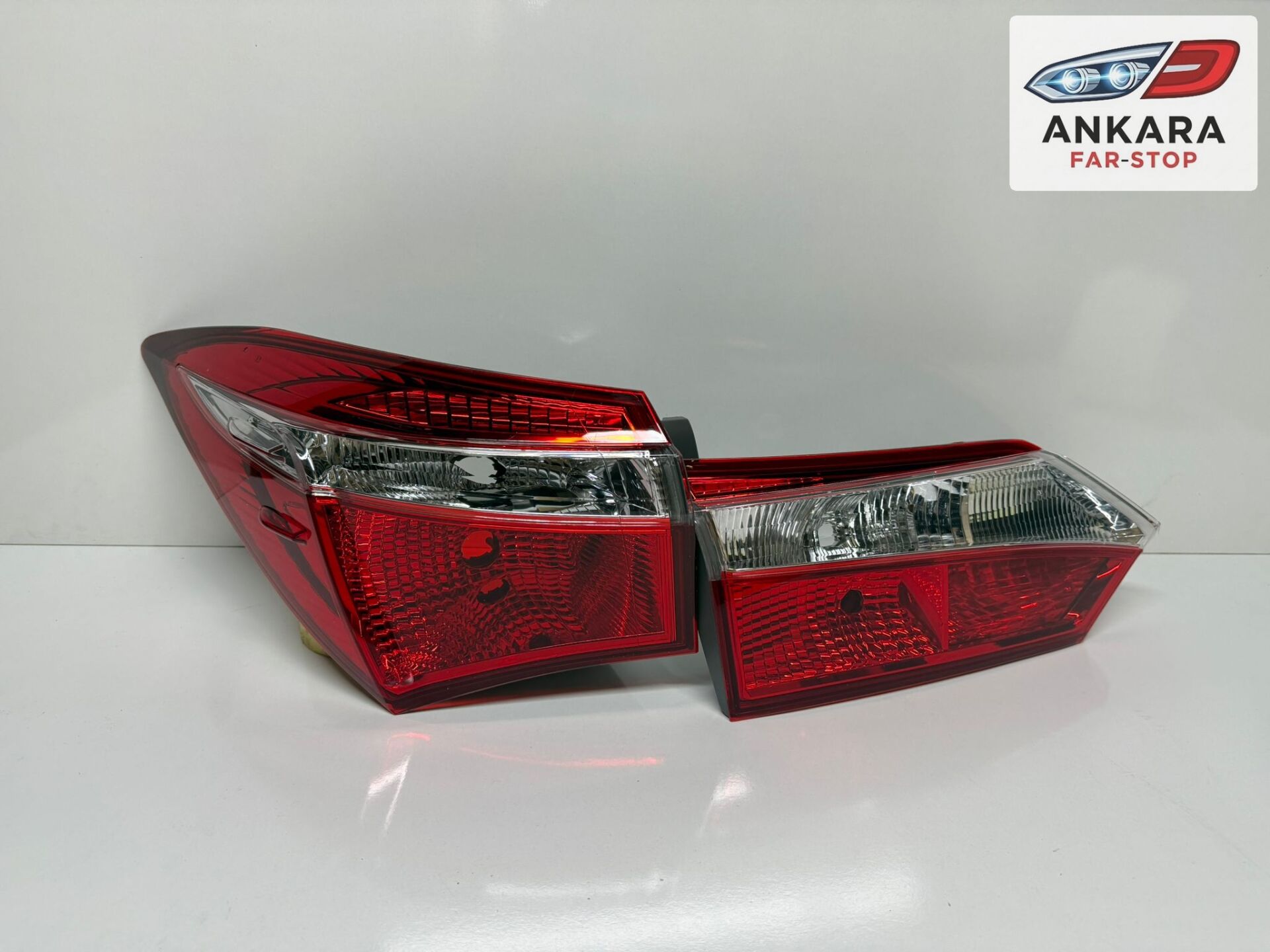 TOYOTA COROLLA 2013 - 2015 STOP LAMBASI SOL İÇ VE DIŞ TAKIM (2 STOP)