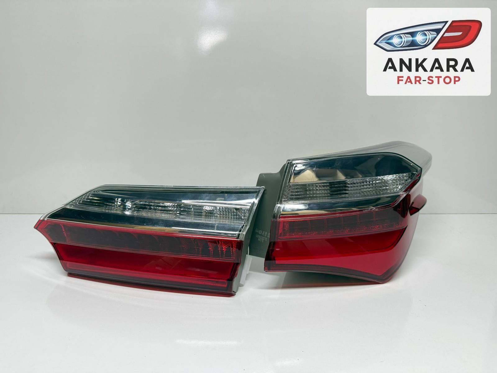 TOYOTA COROLLA 2016 - 2018 STOP LAMBASI SAĞ İÇ VE DIŞ TAKIM (LEDLİ TİP 2 STOP)