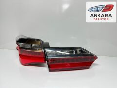 TOYOTA COROLLA 2016 - 2018 STOP LAMBASI SOL İÇ VE DIŞ TAKIM (LEDLİ TİP 2 STOP)