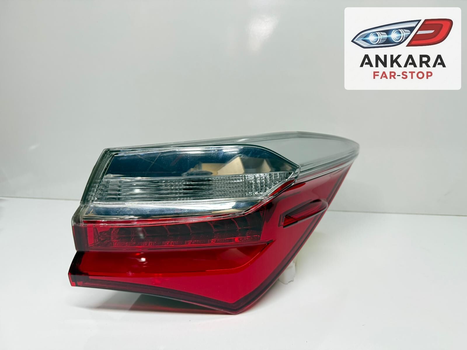 TOYOTA COROLLA 2016 - 2018 STOP LAMBASI SAĞ - SOL DIŞ TAKIM (LEDLİ TİP 2 STOP)
