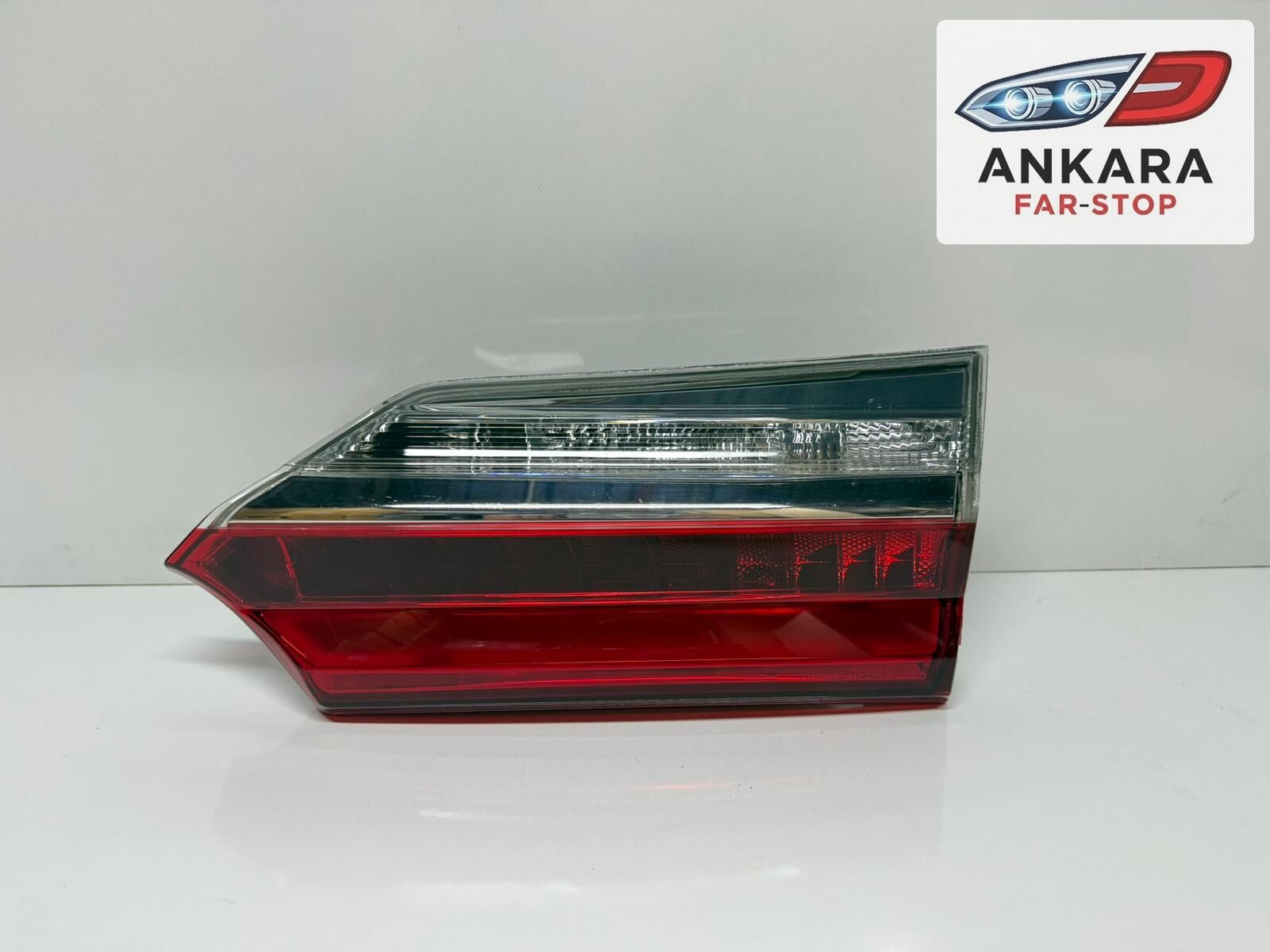TOYOTA COROLLA 2016 - 2018 STOP LAMBASI İÇ SAĞ (LEDLİ STOP - SAĞ İÇ BAGAJDA KALAN)
