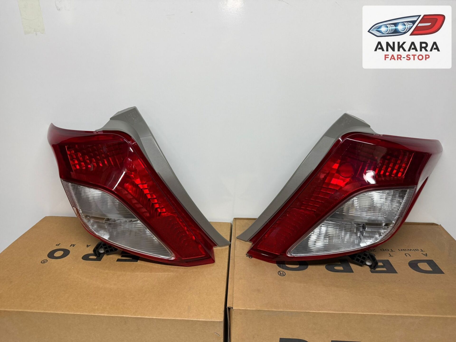 TOYOTA YARİS 2012 - 2014 STOP LAMBASI SAĞ - SOL TAKIM (TOPLAM 2 STOP - DEPO MARKA)
