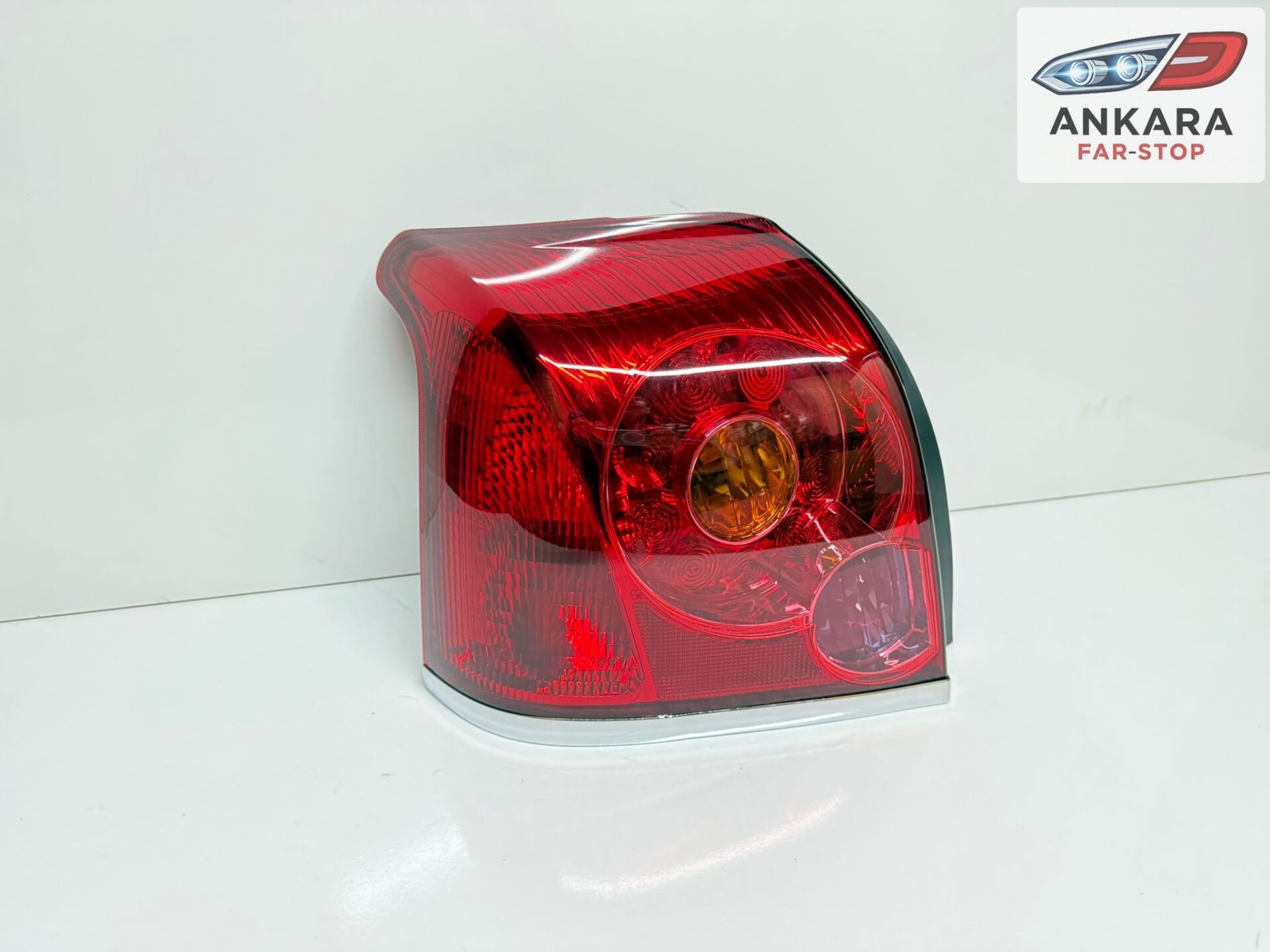 TOYOTA AVENSİS 2003 - 2005 STOP LAMBASI SOL