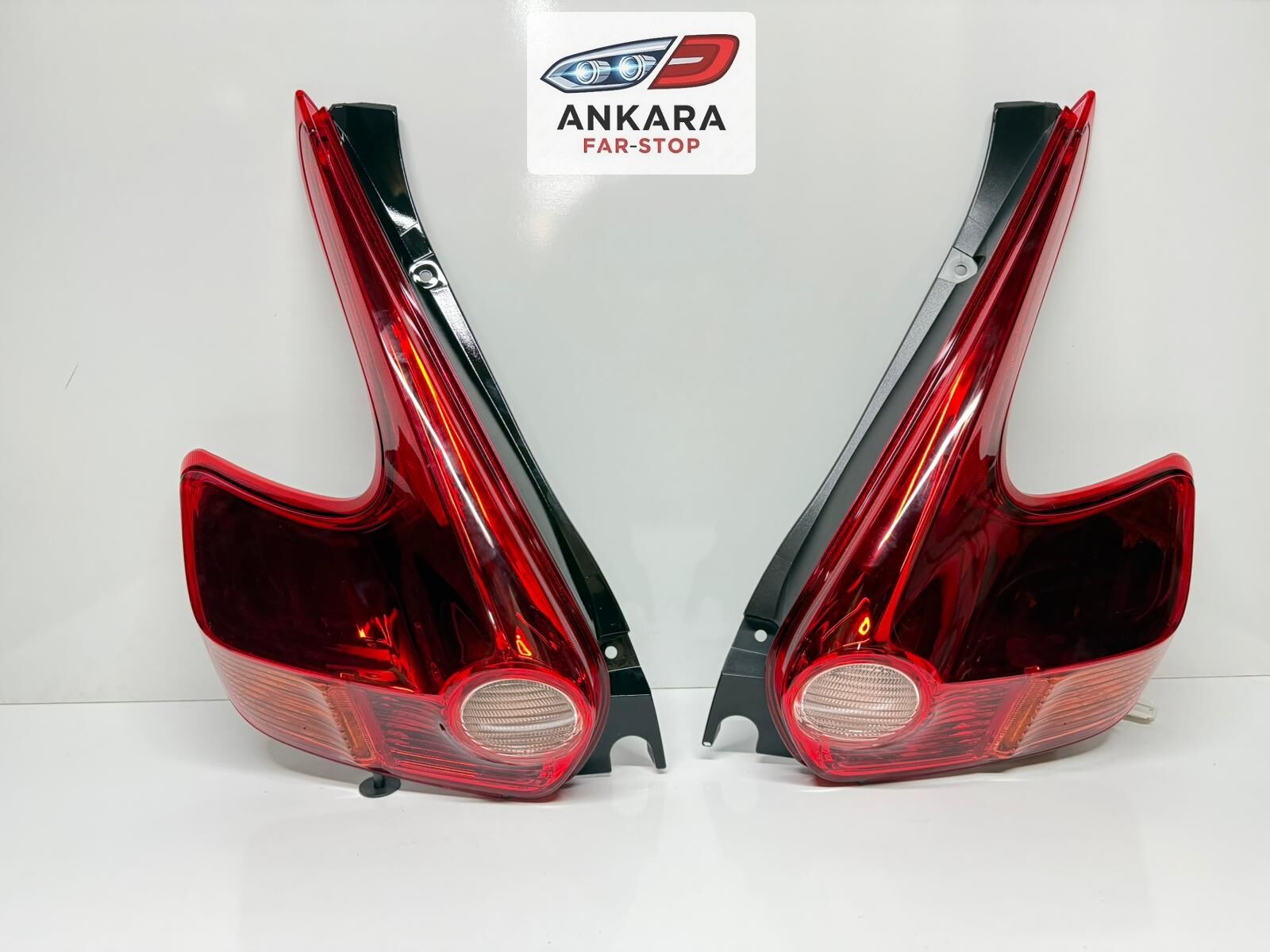 NİSSAN JUKE 2010 - 2013 STOP LAMBASI SAĞ - SOL TAKIM (2 ADET STOP)