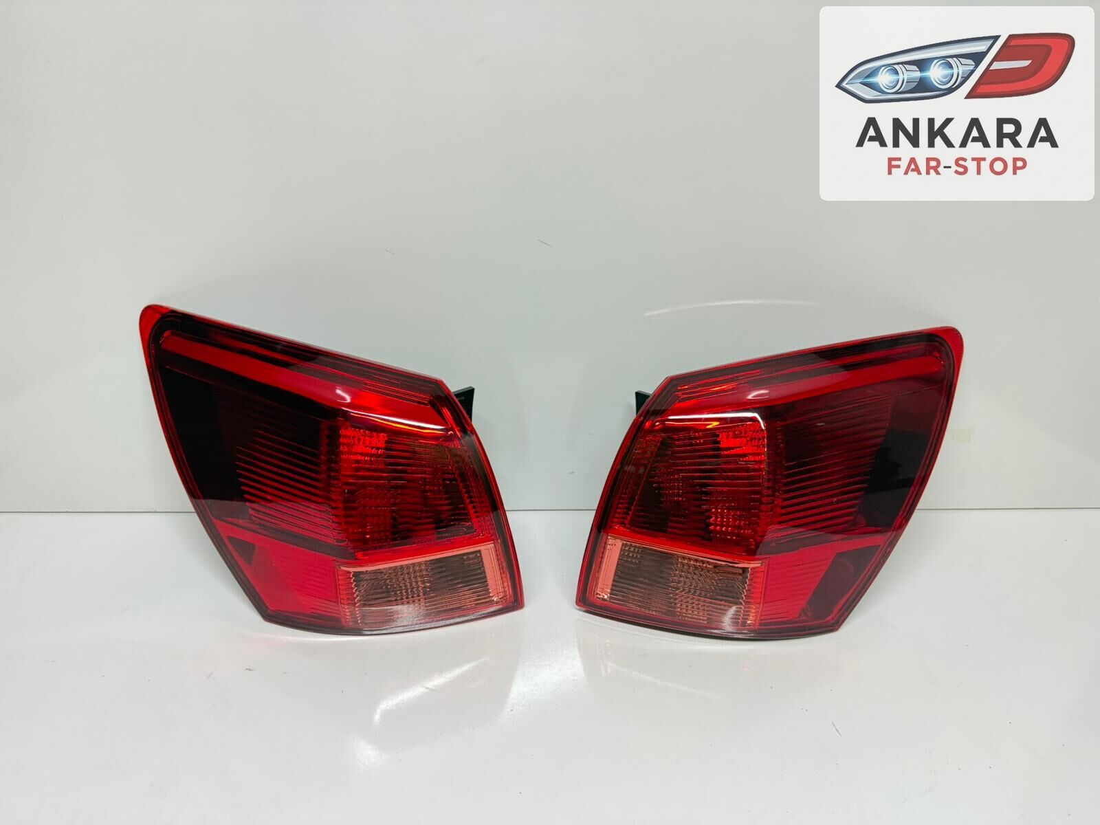NİSSAN QASHQAİ 2007 - 2010 STOP LAMBASI SAĞ - SOL DIŞ TAKIM (TOPLAM 2 ADET STOP)