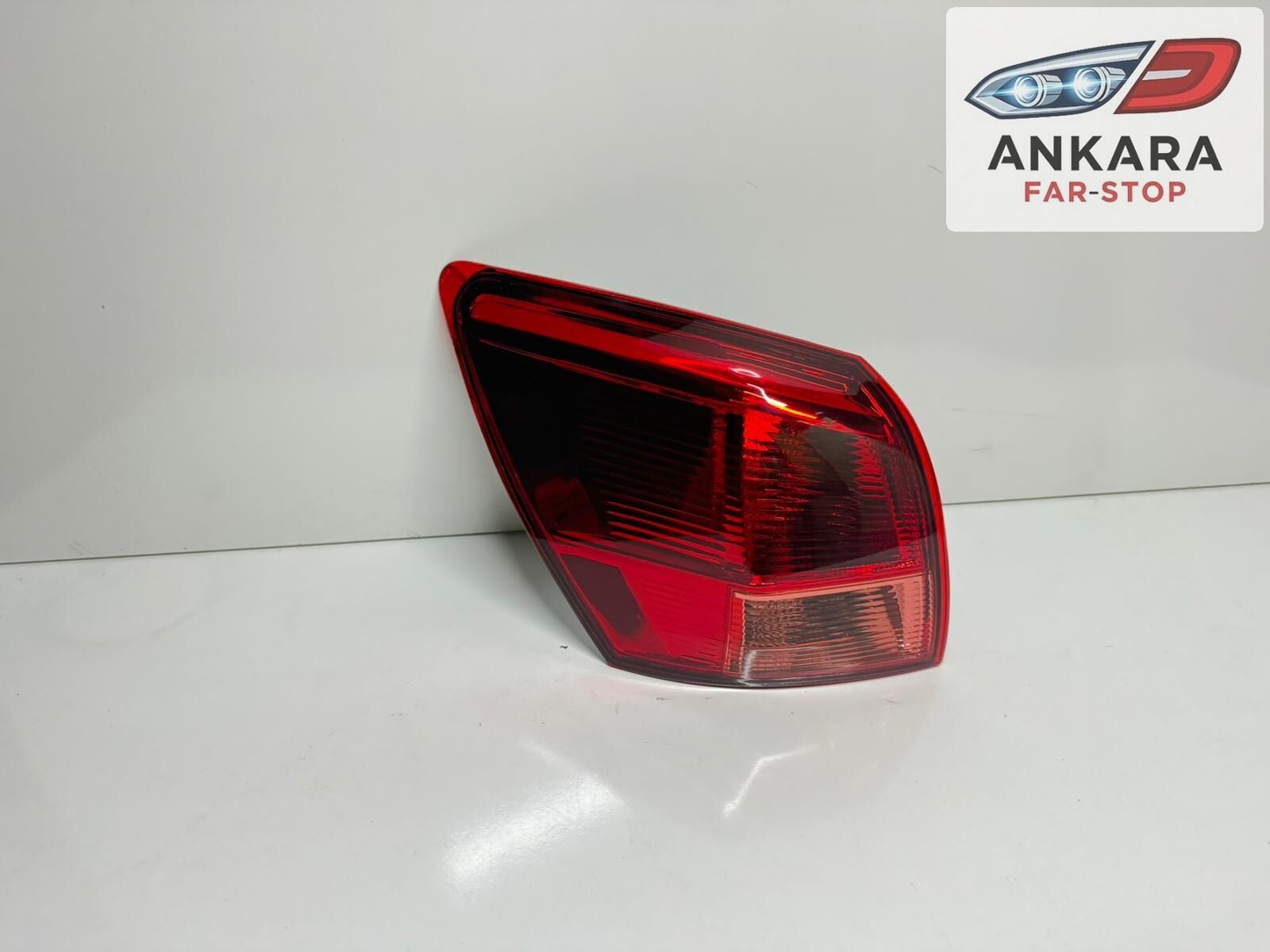 NİSSAN QASHQAİ 2007 - 2010 STOP LAMBASI SOL DIŞ (ARKA ÇAMURLUKTA KALAN DIŞ)