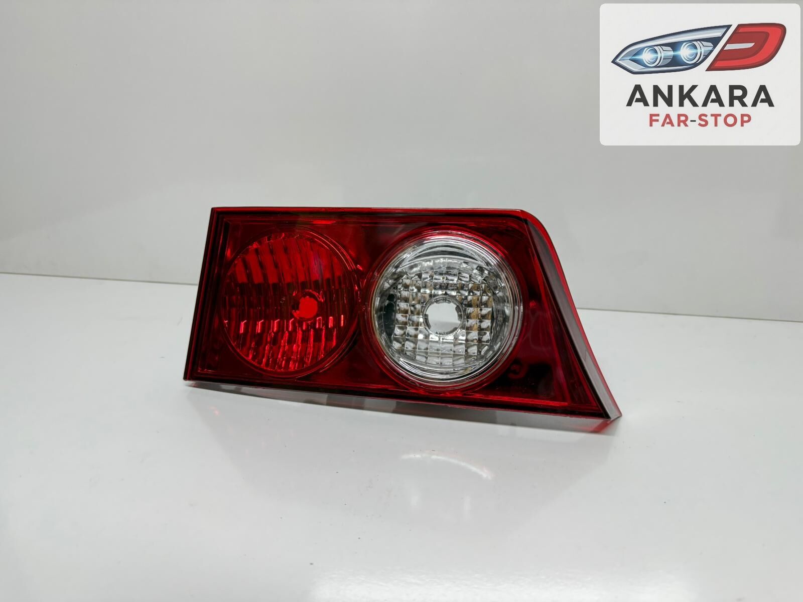 HONDA ACCORD 2003 - 2005 STOP LAMBASI SAĞ İÇ (BAGAJ KAPAĞINDA KALAN İÇ SAĞ)