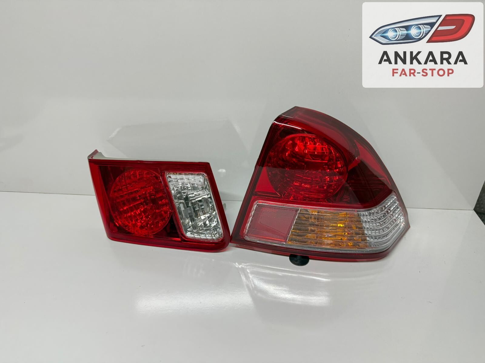 HONDA CİVİC VTEC 2 2004 - 2006 STOP LAMBASI SAĞ İÇ VE DIŞ TAKIM (TOPLAM 2 ADET STOP)