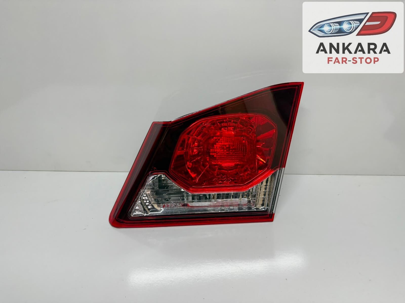 HONDA CİVİC FD6 2009 - 2012 STOP LAMBASI SAĞ İÇ (ARKA BAGAJDA KALAN SAĞ İÇ)