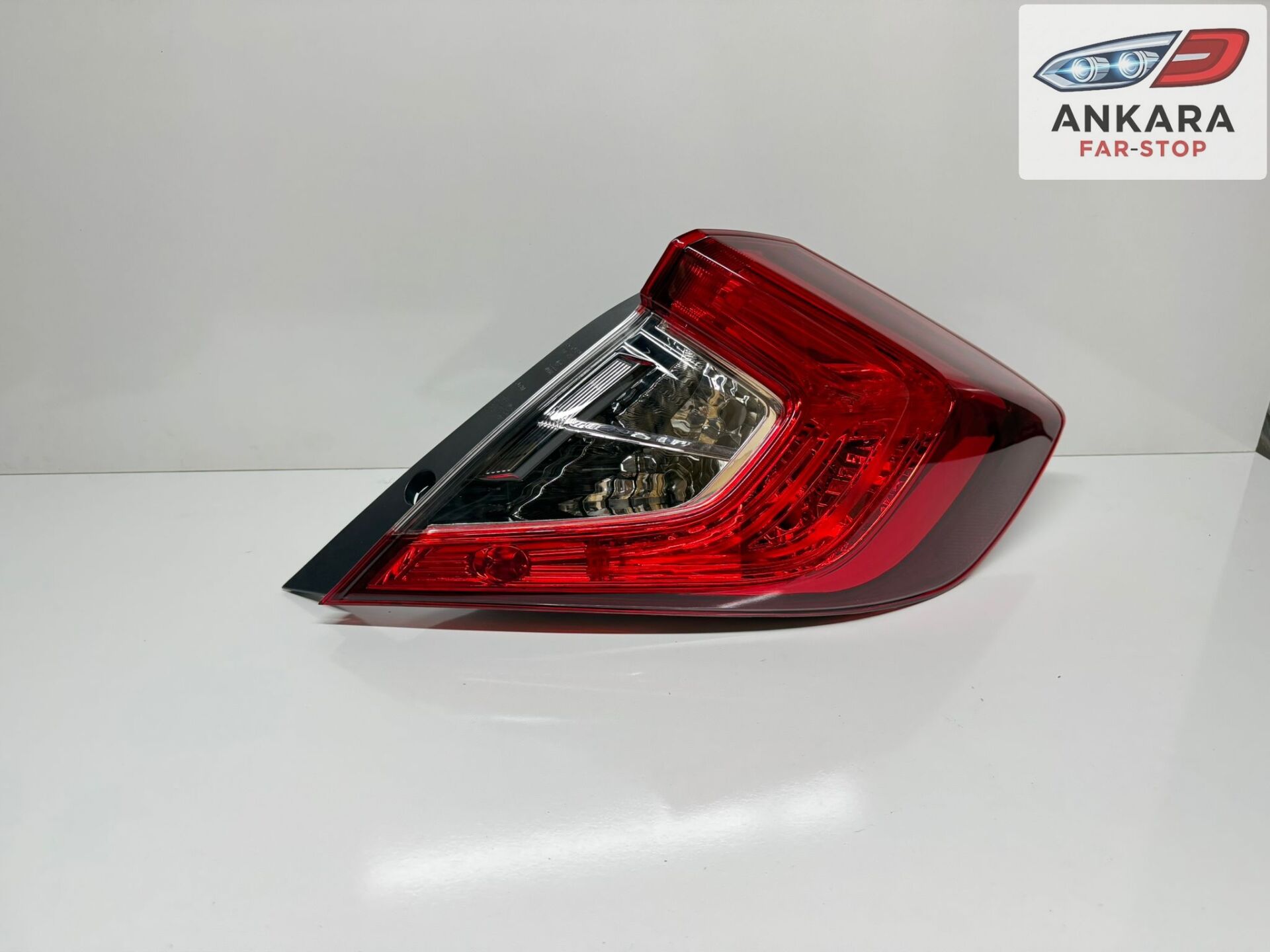 HONDA CİVİC FC5 2016 - 2021 STOP LAMBASI SAĞ DIŞ (ARKA ÇAMURLUKTA KALAN DIŞ SAĞ)