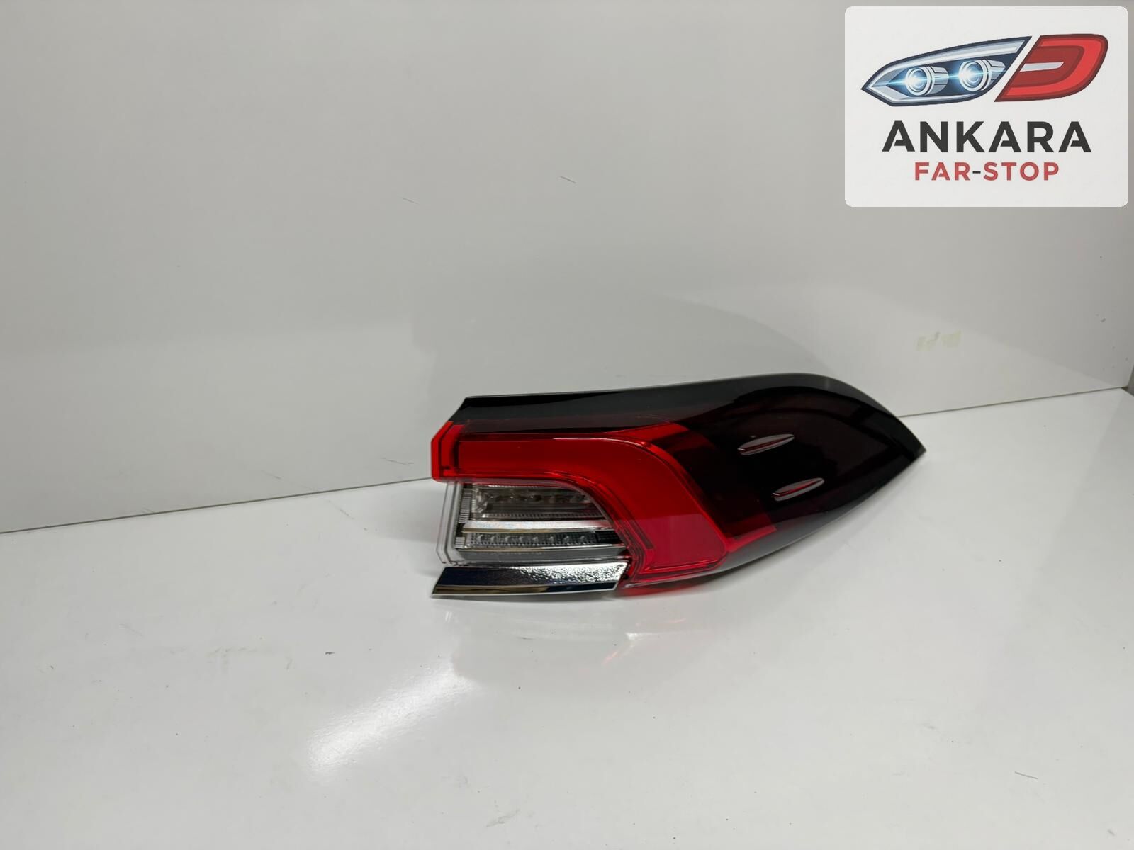 TOYOTA COROLLA 2019-2025 STOP LAMBASI SAĞ DIŞ (ARKA ÇAMURLUKTA KALAN SAĞ DIŞ - LEDLİ TİP)