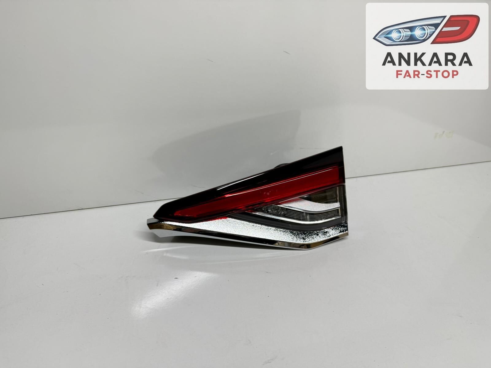 TOYOTA COROLLA 2019-2025 STOP LAMBASI SAĞ İÇ (ARKA BAGAJ DA KALAN SAĞ İÇ - LEDLİ TİP)