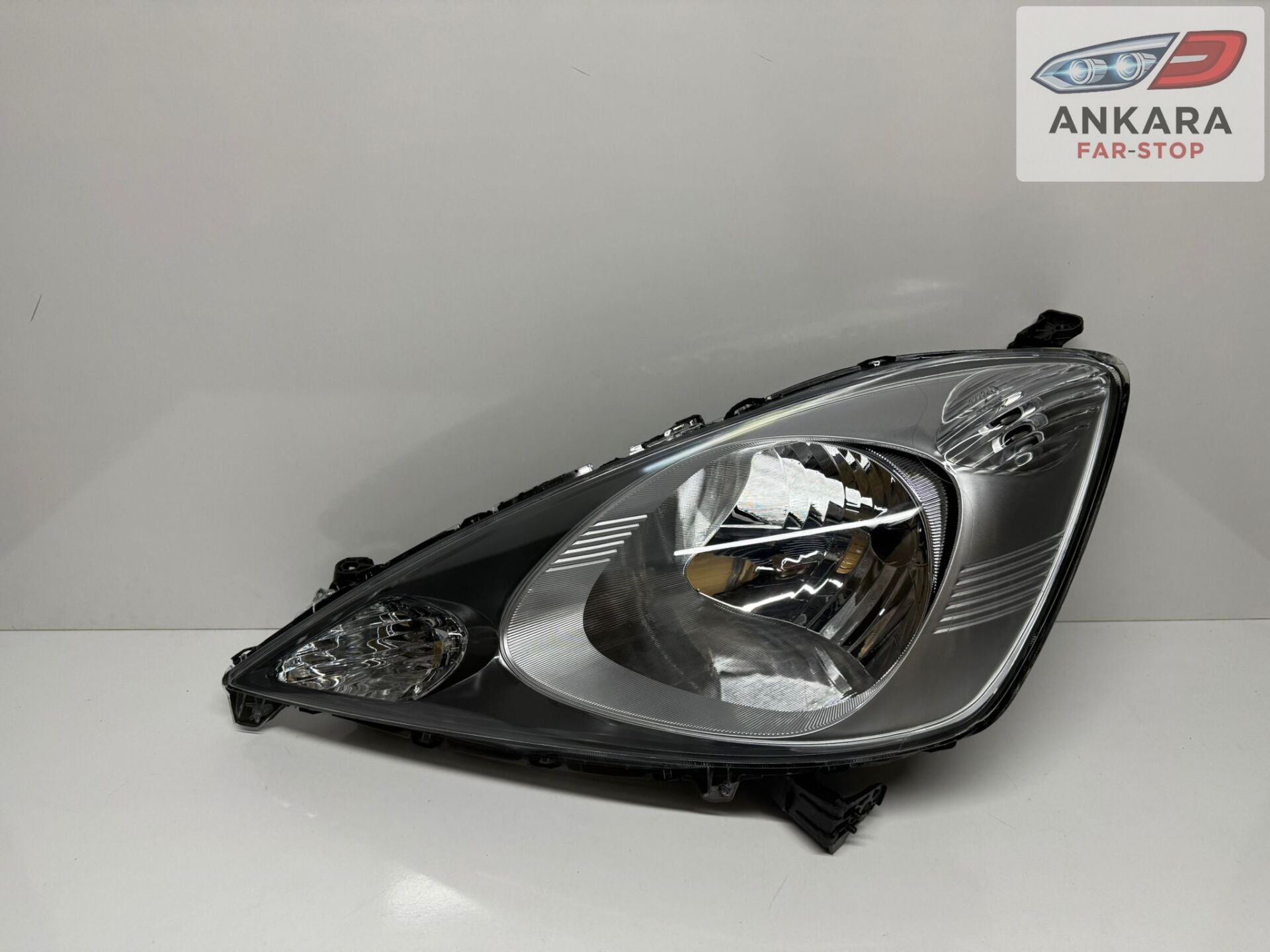 HONDA JAZZ 2009 - 2011 ÖN FAR LAMBASI SOL (ELEKTRİKLİ TİP - MOTORSUZ)