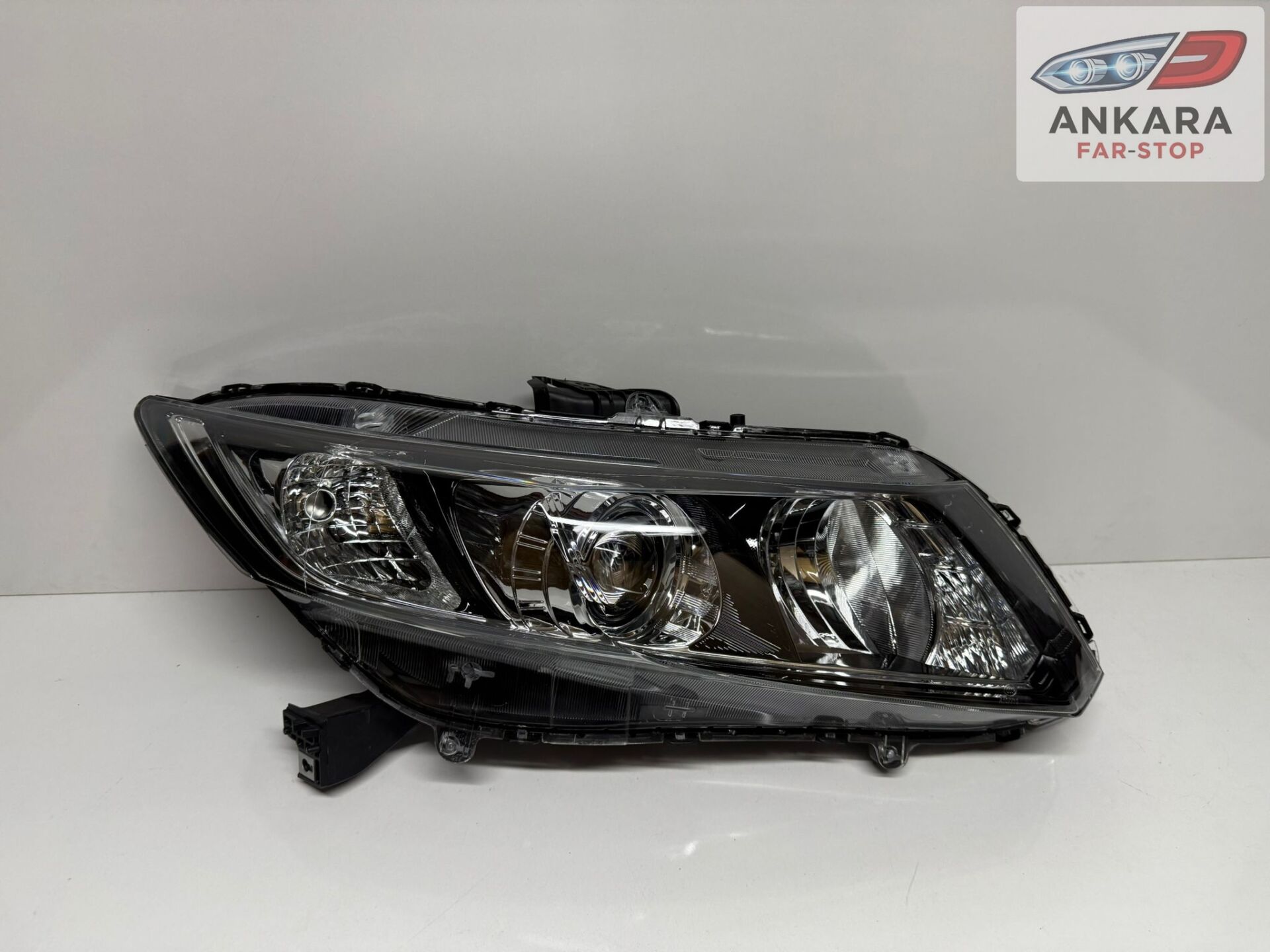 HONDA CİVİC FB7 2012 - 2015 ÖN FAR LAMBASI SAĞ ZENON TİP (XENON TİP - SAĞ ÖN)