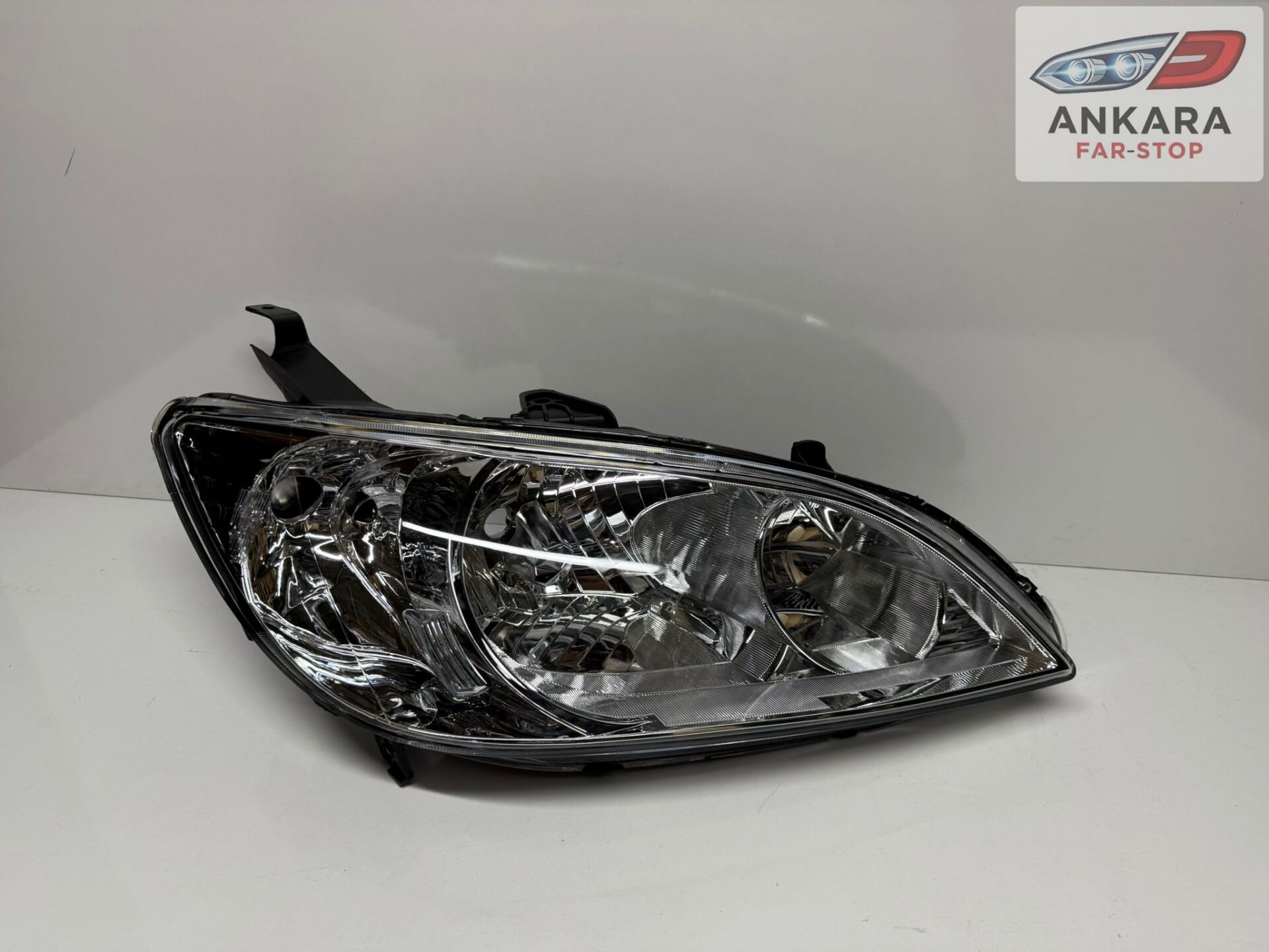 HONDA CİVİC VTEC 2 2004 - 2006 ÖN FAR LAMBASI ÖN SAĞ SEDAN (VTEC 2 MAKYAJLI KASA - SEDAN)