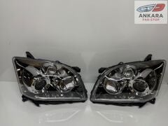 TOYOTA AVENSİS 2006 - 2008 FAR LAMBASI SAĞ-SOL TAKIM (ZENONLU TİP - SAĞ-SOL TAKIM-2 FAR)
