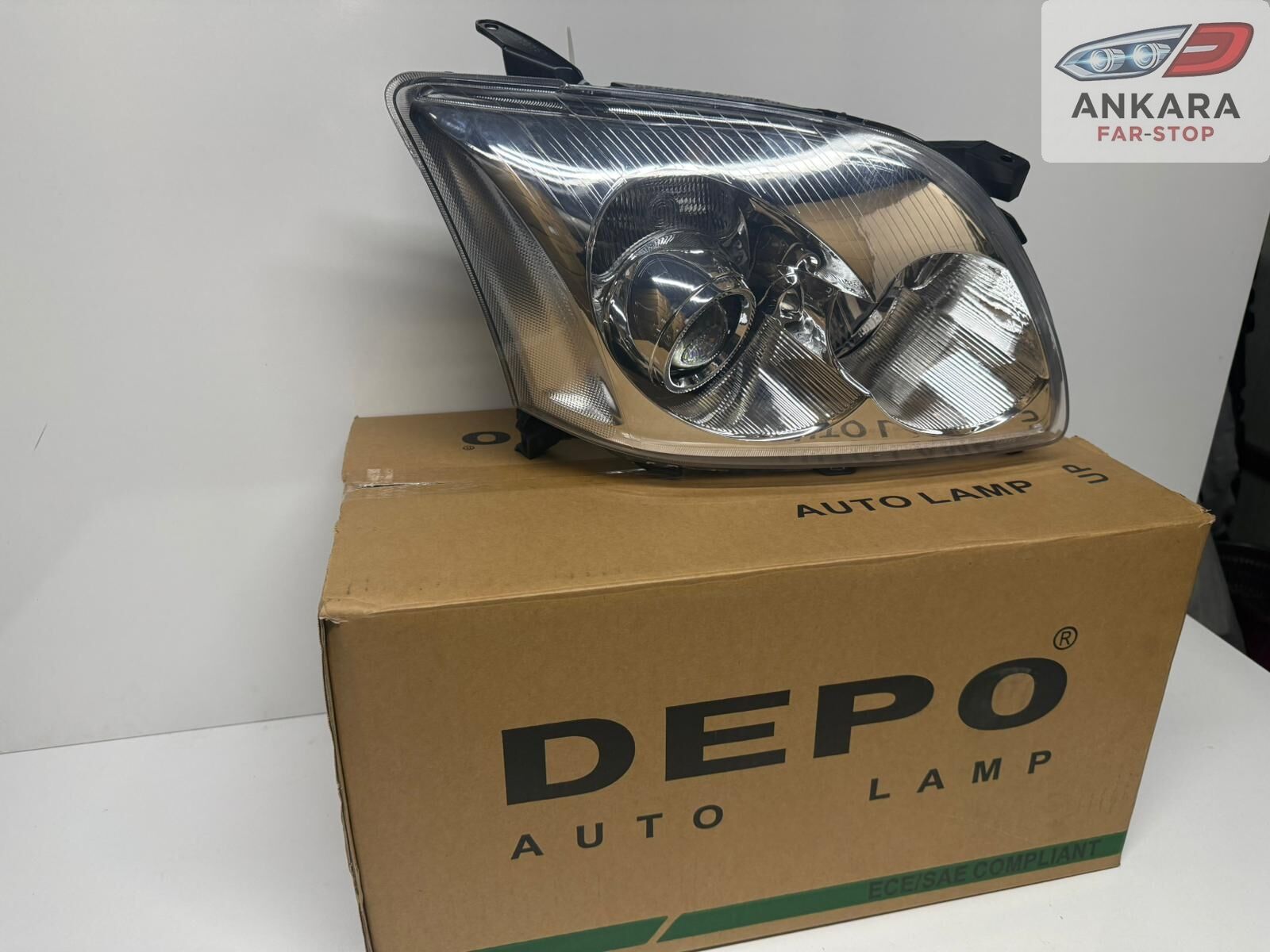 TOYOTA AVENSİS 2003 - 2005 SAĞ FAR LAMBASI (SAĞ FAR - DEPO MARKA)