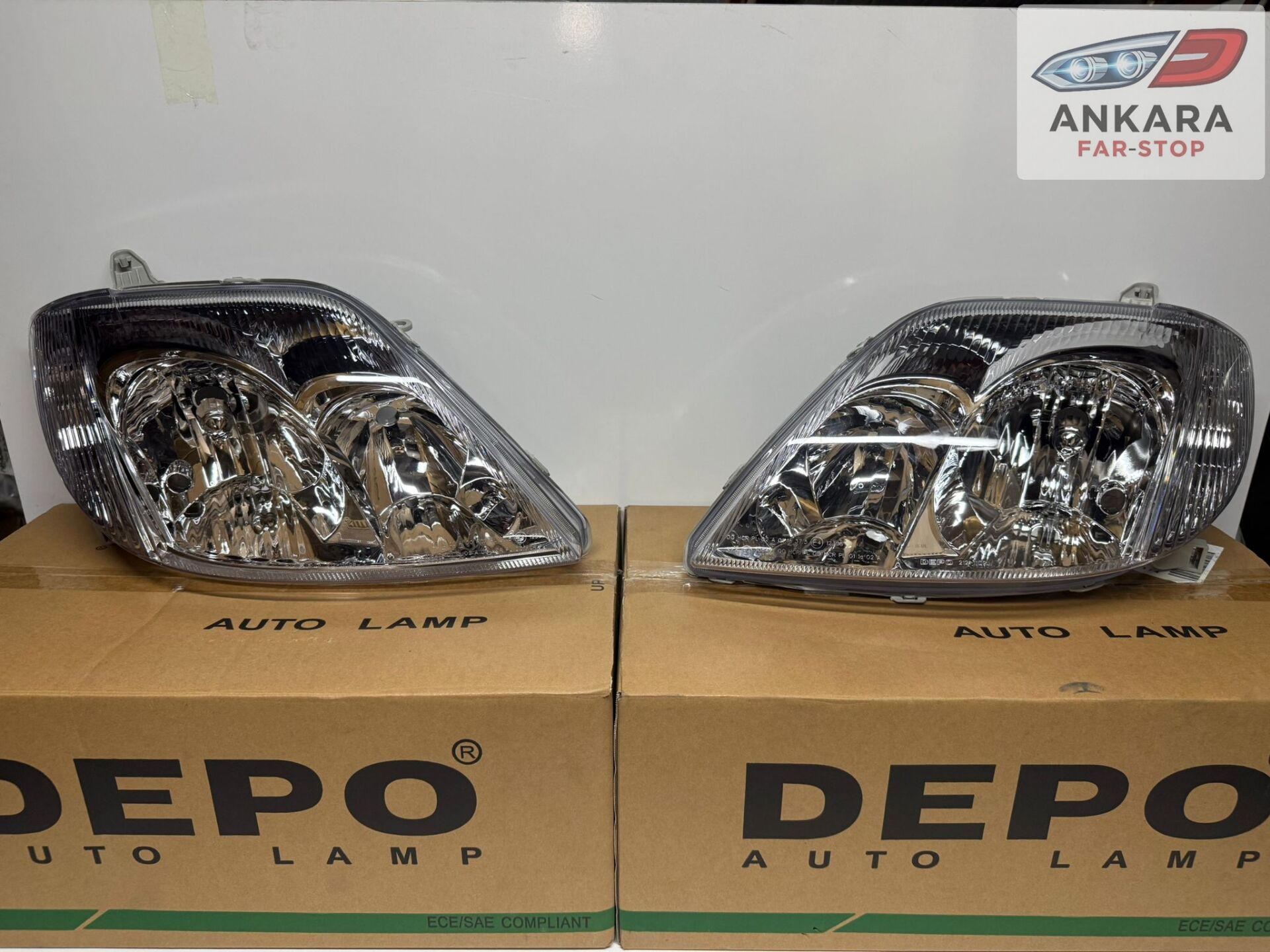 TOYOTA COROLLA 2002-2006 SEDAN FAR LAMBASI SAĞ-SOL TAKIM (SEDAN SOL KASA-SAĞ -SOL 2 FAR-DEPO)