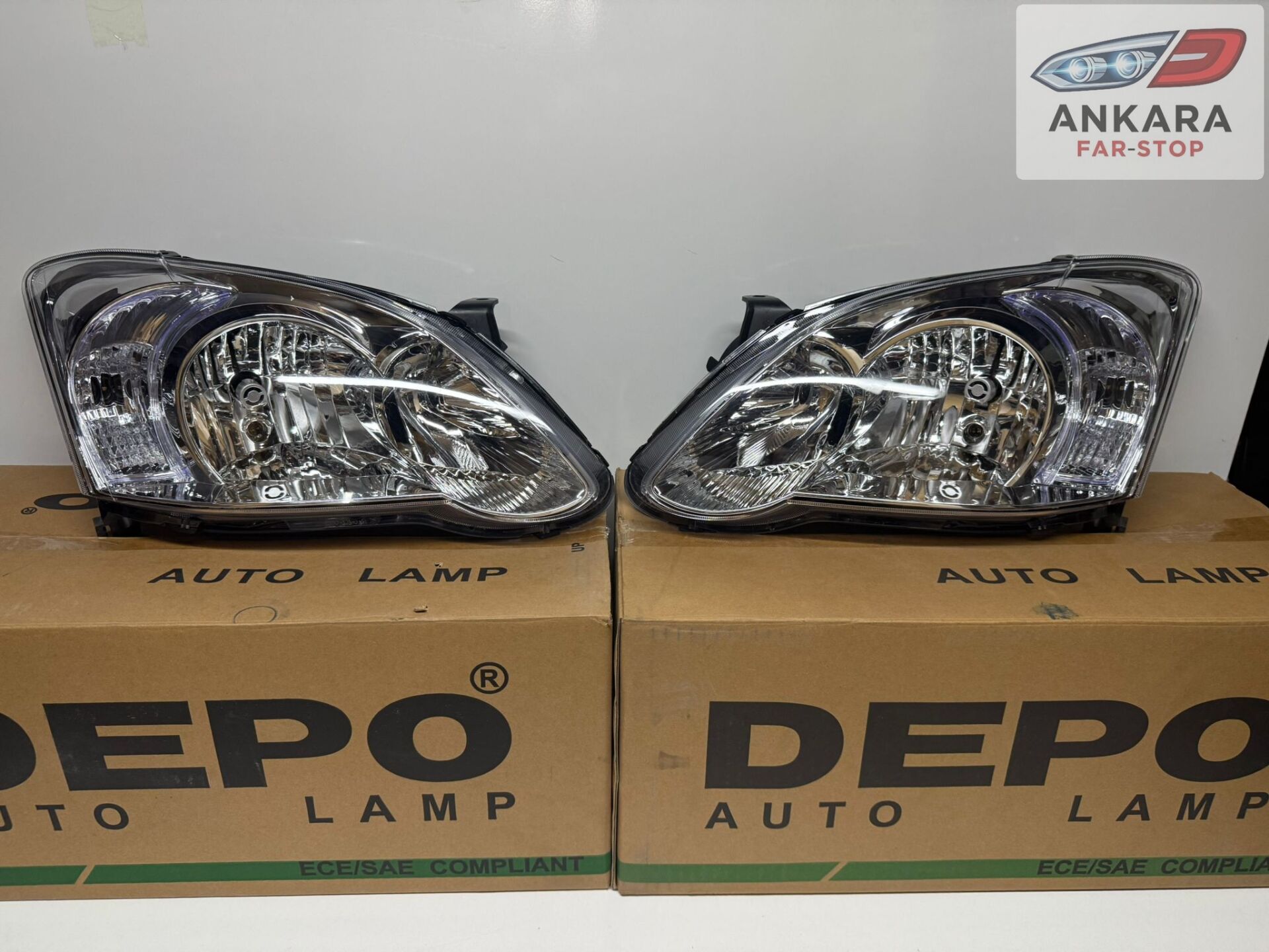 TOYOTA COROLLA 2004-2006 HB FAR LAMBASI SAĞ-SOL TAKIM (HATCHBACK DAMLA FAR-SAĞ-SOL TAKIM-DEPO)