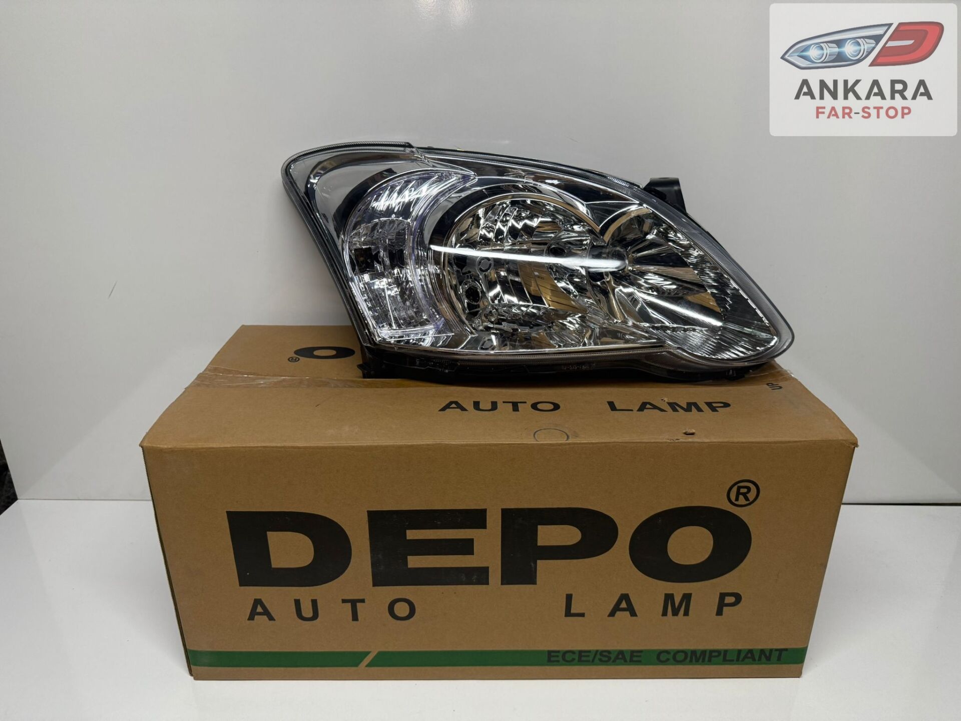 TOYOTA COROLLA 2004-2006 HATCHBACK FAR LAMBASI SAĞ (HATCHBACK DAMLA FAR-ÖN SAĞ-DEPO MARKA)