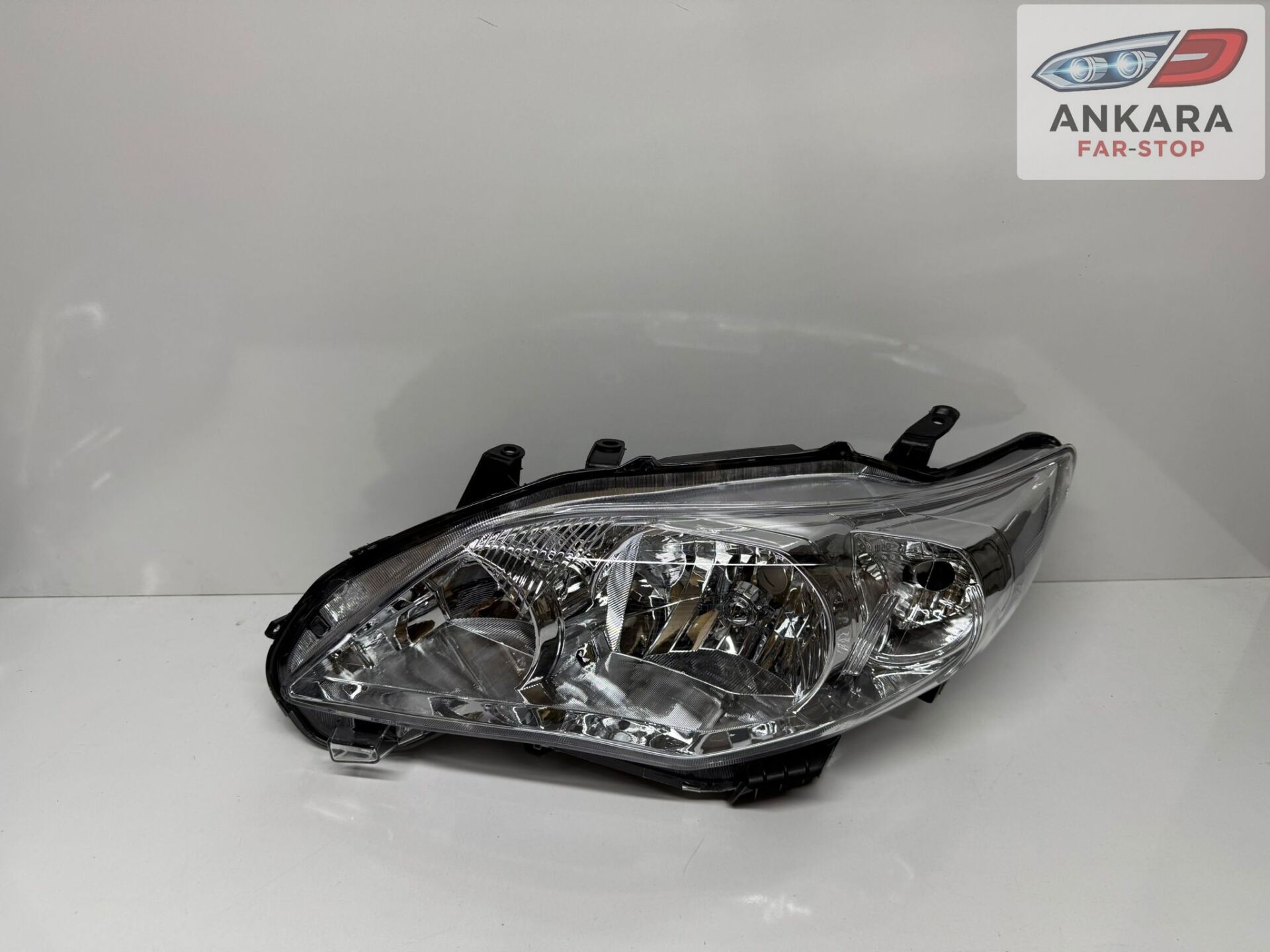 TOYOTA COROLLA 2010 - 2012 SEDAN FAR LAMBASI ÖN SOL ( SOL FAR )