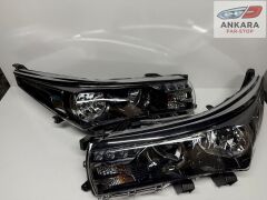 TOYOTA COROLLA 2013-2015 FAR LAMBASI SAĞ-SOL TAKIM (NİKELAJ FAR KAŞI İLE BİRLİKTE-SAĞ-SOL 2 FAR)