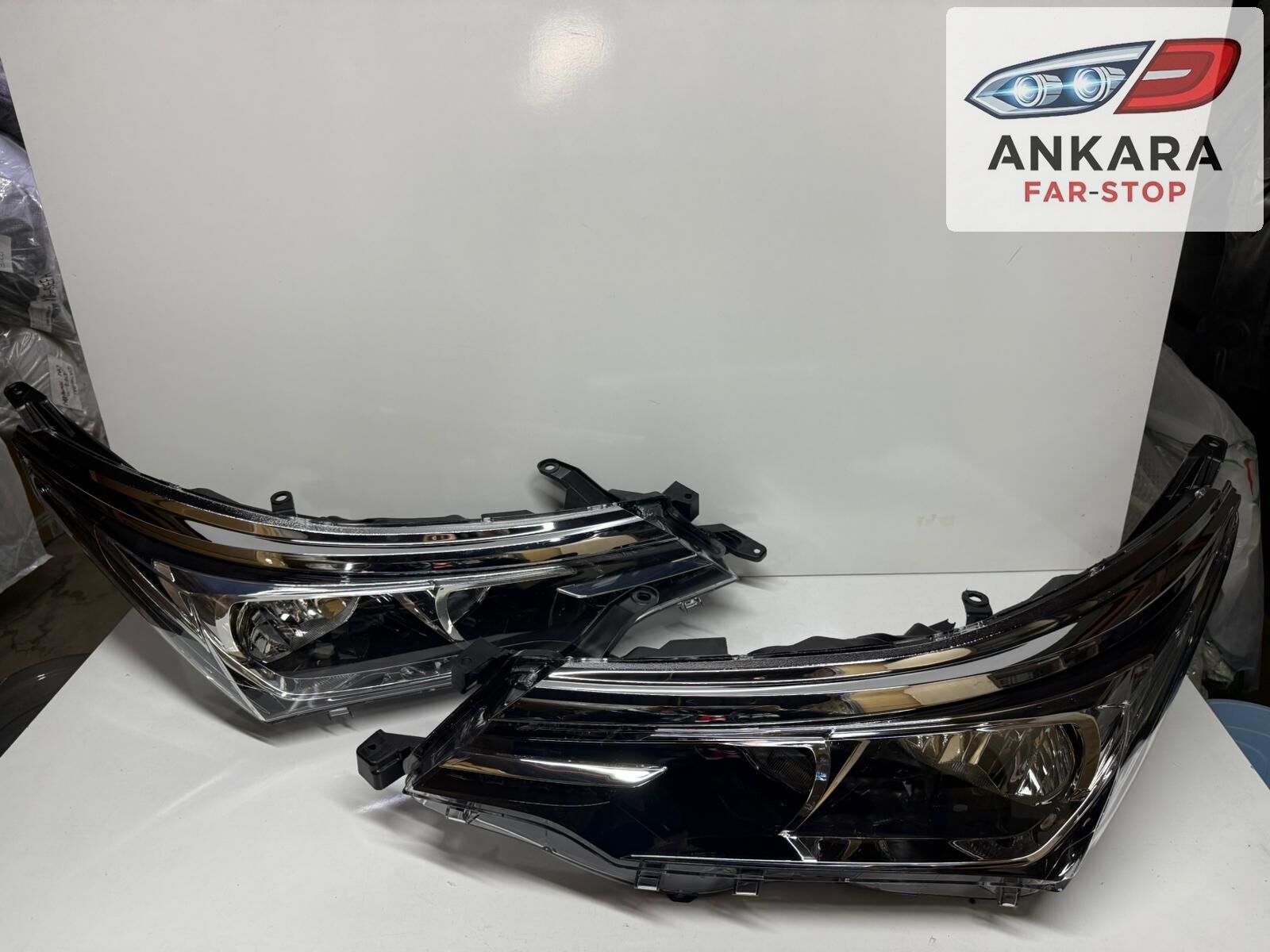 TOYOTA COROLLA 2016-2018 FAR LAMBASI SAĞ-SOL TAKIM (NİKELAJ FAR KAŞI İLE BİRLİKTE-SAĞ-SOL 2 FAR)