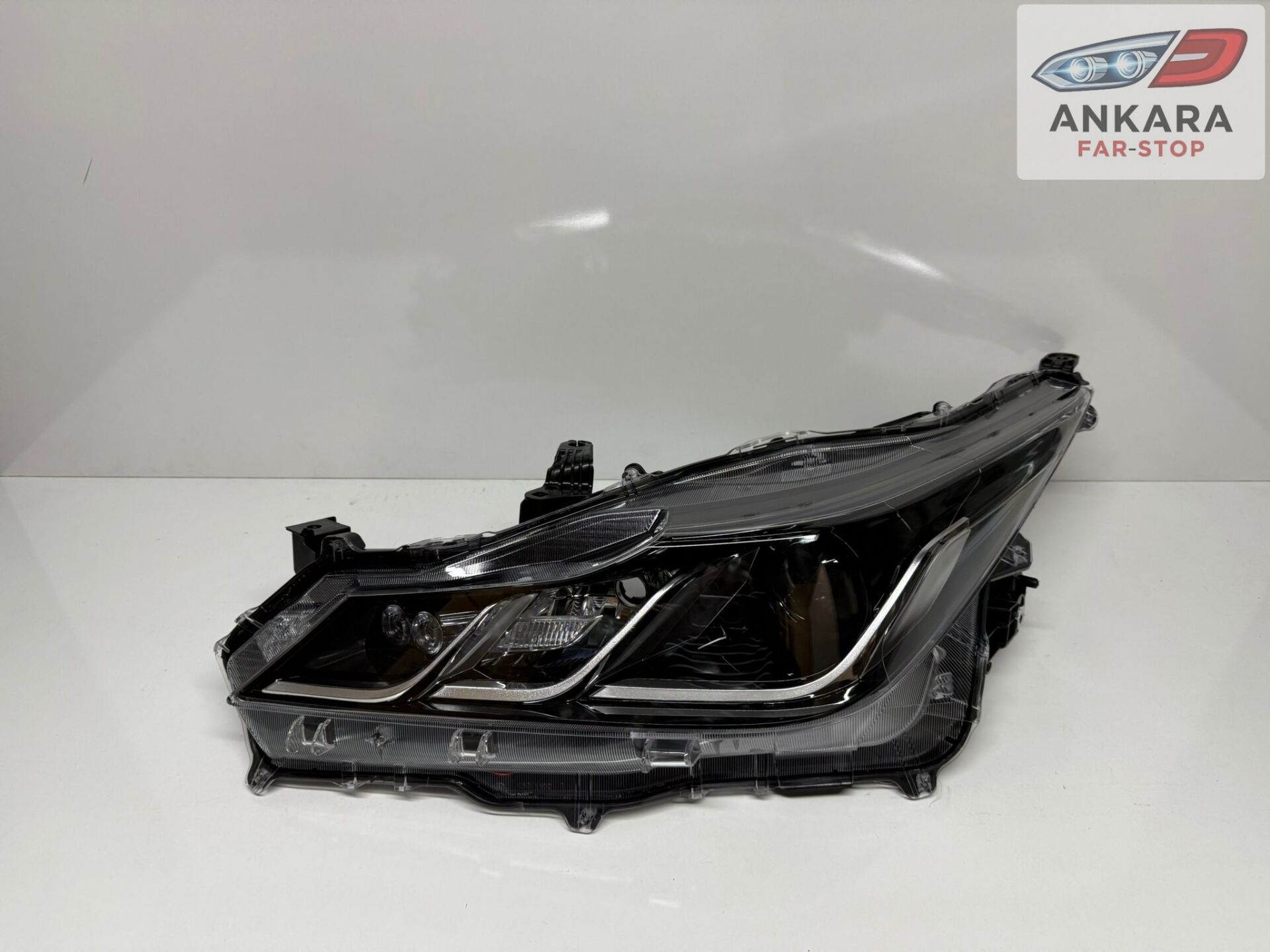 TOYOTA COROLLA 2019 - 2025 SEDAN FAR LAMBASI ÖN SOL ( SOL FAR )