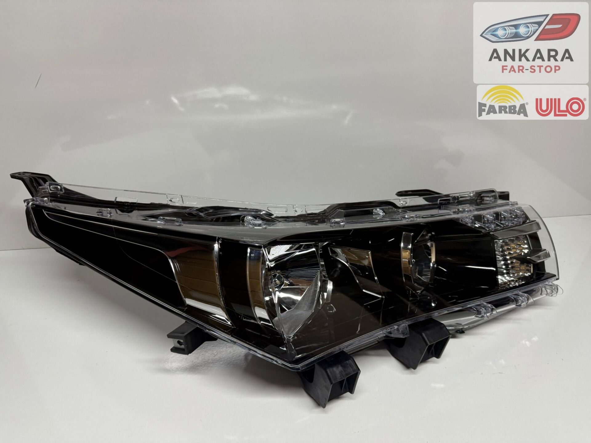 TOYOTA COROLLA 2013 - 2015 FAR LAMBASI ÖN SAĞ ( ORJİNAL FARBA-ULO - SAĞ FAR )