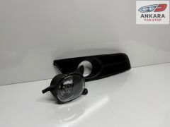 TOYOTA COROLLA 2004-2006 HATCHBACK SİS LAMBA VE KAPAK ÖN SAĞ (HATCHBACK-SAĞ SİS-SAĞ KAPAK)