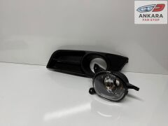 TOYOTA COROLLA 2004-2006 HATCHBACK SİS LAMBA VE KAPAK ÖN SOL (HATCHBACK-SOL SİS-SOL KAPAK)