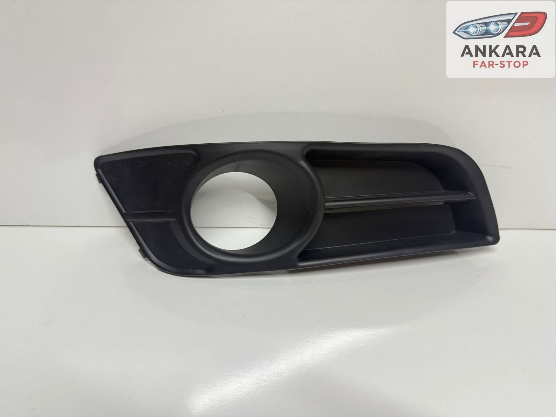 TOYOTA COROLLA 2004-2006 HATCHBACK SİS KAPAK TAKIM ÖN SAĞ-SOL (HATCHBACK-SAĞ-SOL SİS KAPAK)