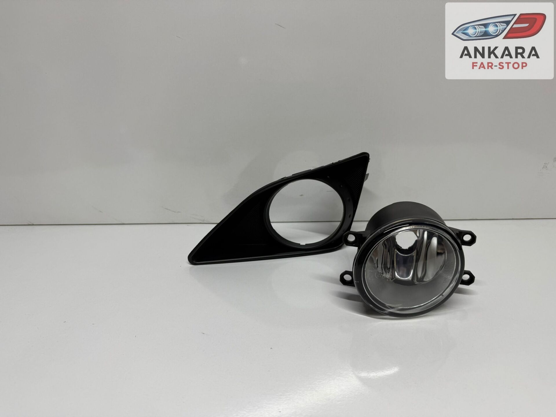 TOYOTA COROLLA 2007-2009 SİS LAMBA VE KAPAK ÖN SOL (ÖN SOL SİS - SOL KAPAK)