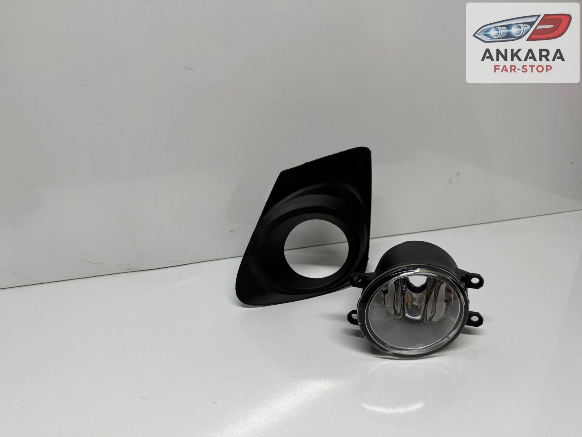 TOYOTA COROLLA 2010-2012 MAKYAJLI KASA SİS LAMBA VE KAPAK ÖN SOL (ÖN SOL SİS - ÖN SOL KAPAK)