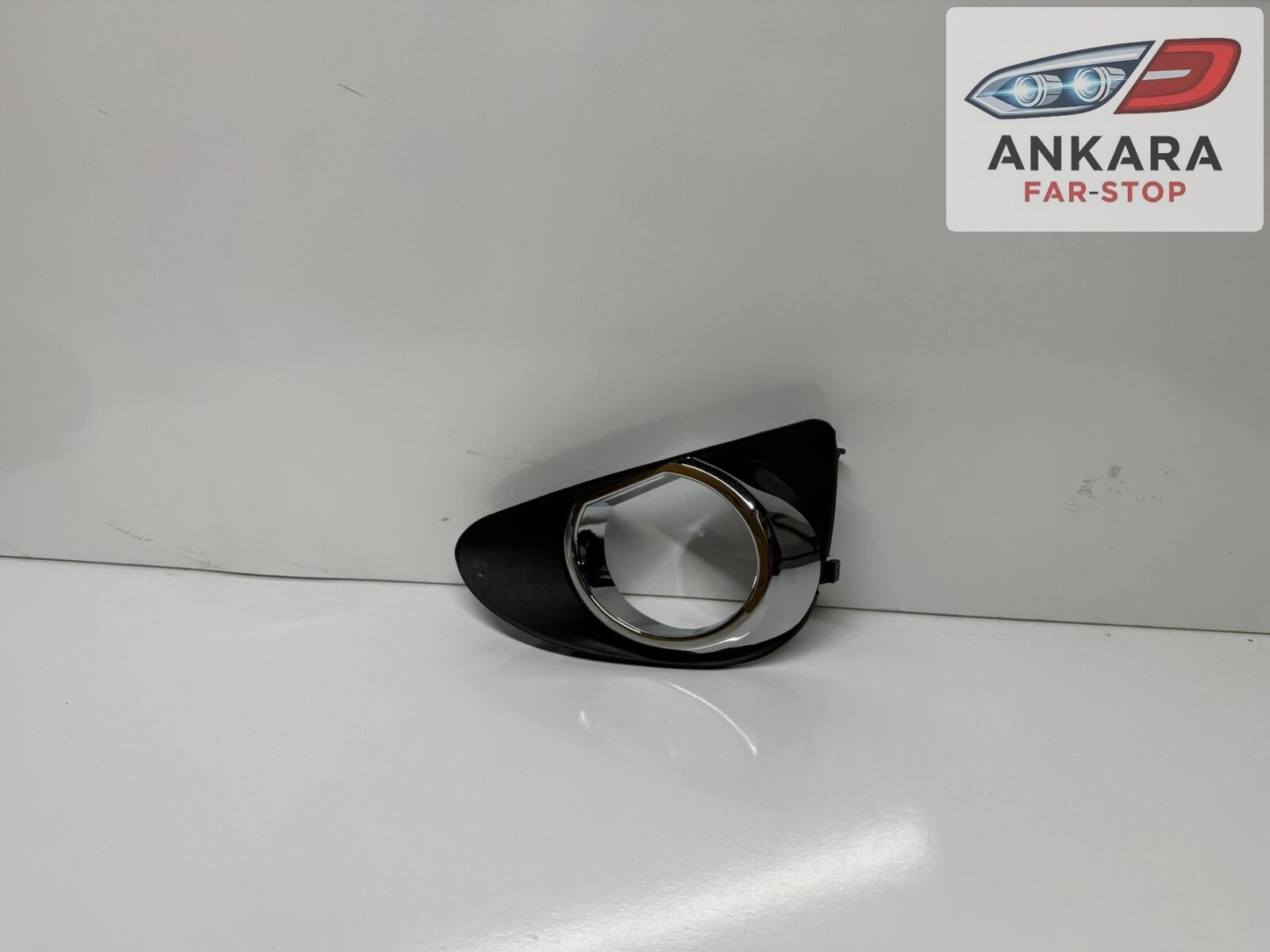 TOYOTA YARİS 2012 - 2014 SİS KAPAK ÖN SOL (ÖN SOL SİS KAPAK - SİSLİ TİP KAPAK)
