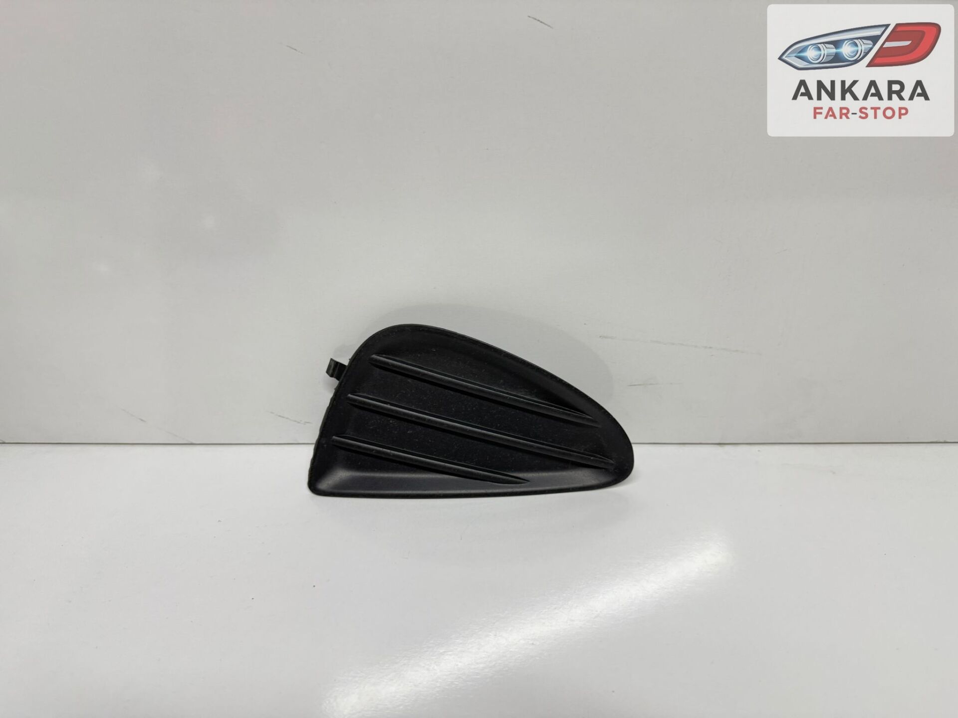 TOYOTA YARİS 2012 - 2014 SİSSİZ TİP SİS KAPAK ÖN SAĞ ( ÖN SAĞ SİS KAPAK - SİSSİZ TİP KAPAK )