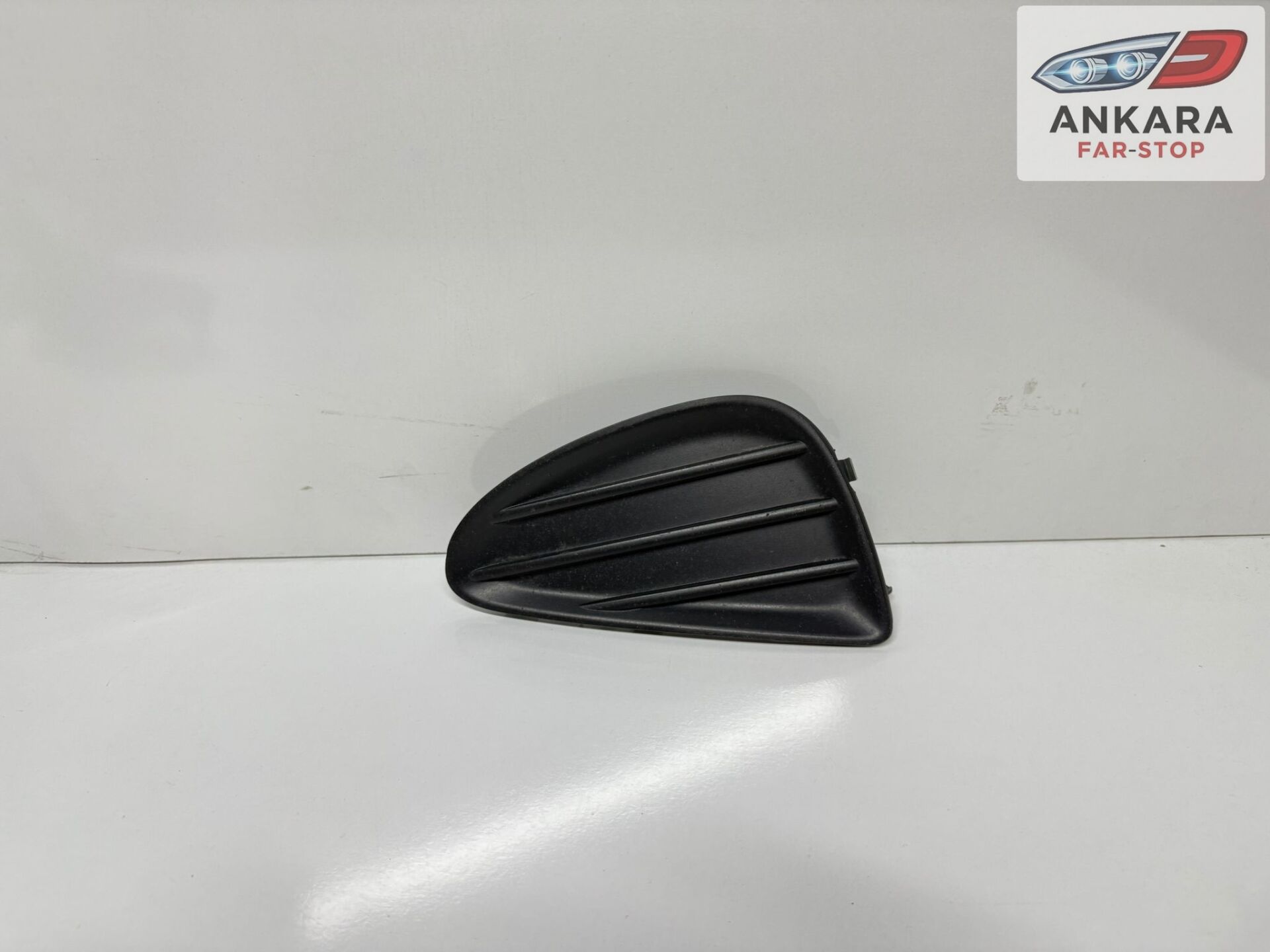 TOYOTA YARİS 2012 - 2014 SİSSİZ TİP SİS KAPAK ÖN SOL ( ÖN SOL SİS KAPAK - SİSSİZ TİP KAPAK )