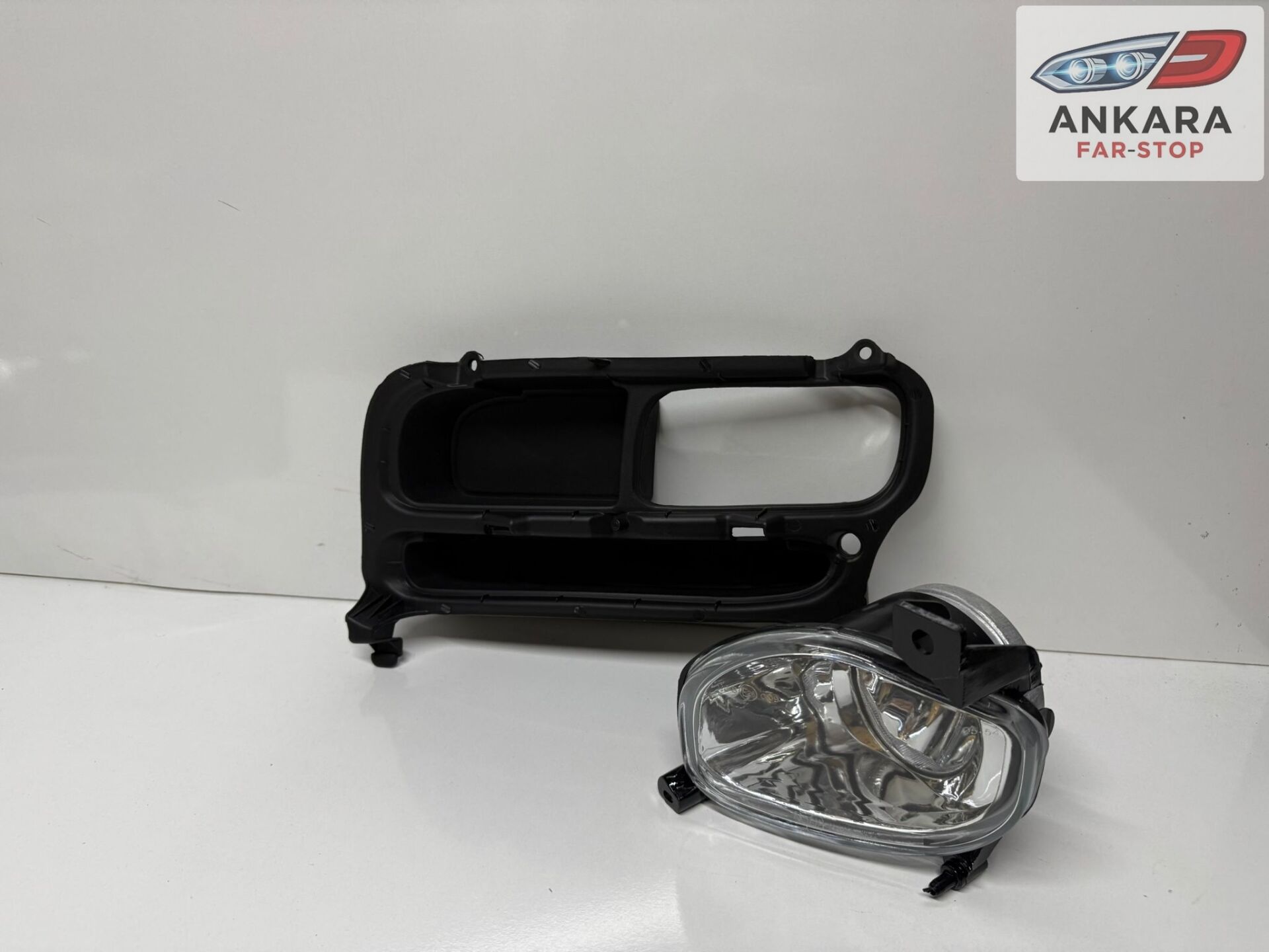 TOYOTA AVENSİS 2003 - 2006 SİS LAMBA VE KAPAK TAKIMI ÖN SOL (ÖN SOL SİS - ÖN SOL SİS KAPAK)