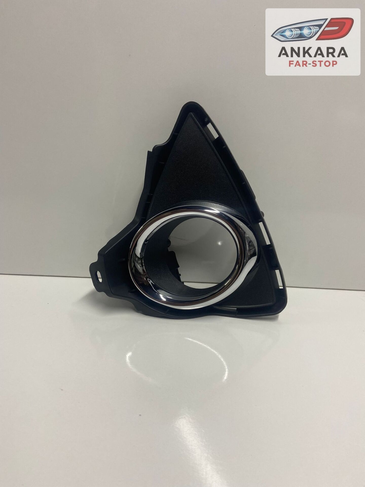 TOYOTA AURİS 2013 - 2015 SİS KAPAK ÖN SOL (ÖN SOL SİS KAPAK)